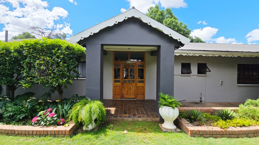 4 Bedroom Property for Sale in Universitas Free State